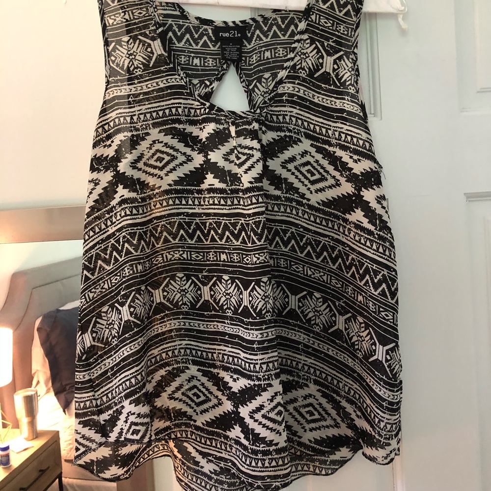 Black and white Aztec top